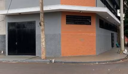 Excelente oportunidade: Galpão comercial à venda ou locação em Ribeirão Preto-SP, Vila Recreio! 4 salas, 3 banheiros, 1 vaga, 300m².