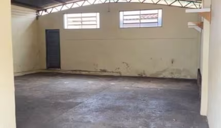 Galpão Comercial para Locação em Ribeirão Preto-SP, Bairro Parque Industrial Lagoinha: 1 Sala, 1 Banheiro, 4 Vagas, 100m²!
