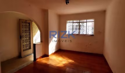 Casa em rua tranquila