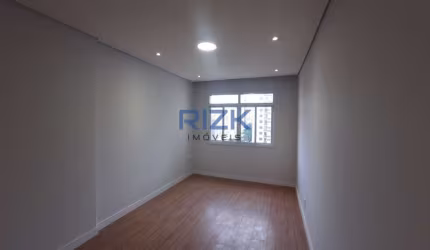 Apartamento reformado próximo ao metro