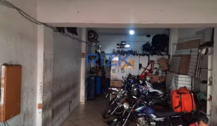 Loja comercial a venda entre Liberdade e Cambuci