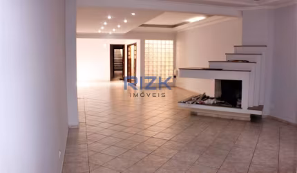 Jardim da Glória, Casa com 04 suites,  e quintal