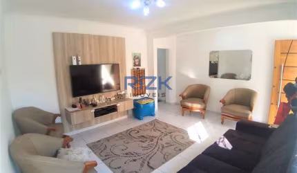 Casa com 3 dormitórios na Aclimação e 2 vagas