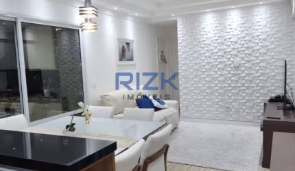 2 DORMITORIOS COM 01 SUITE E 02 GARAGENS.