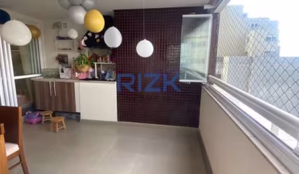 Apartamento impecável com sacada Gourmet.
