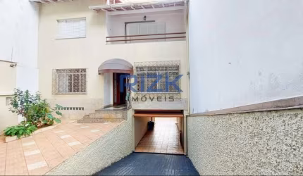 Casa com 3 quartos com 4 vagas - Venda
