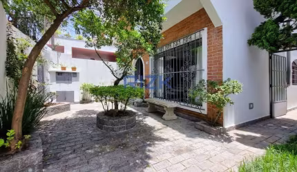 Casa Aclimação - Venda