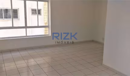 Apartamento com 03 dormits. no Paraiso