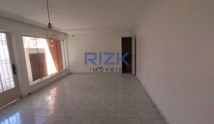 Casa com 3 Quartos à Venda e Aluga , 228m² Paraiso