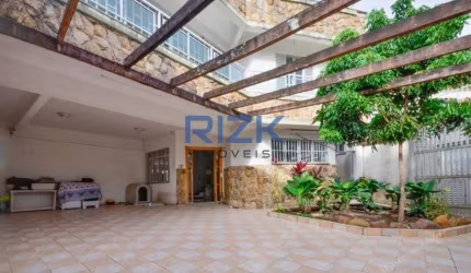 Casa em Vila, próximo ao Parque da Aclimação.