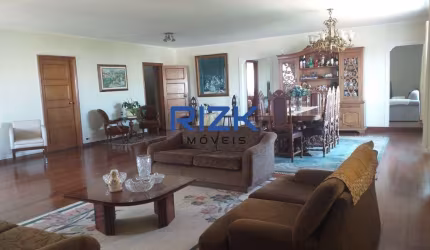 Apartamento com 290 m2 com vista para o Parque