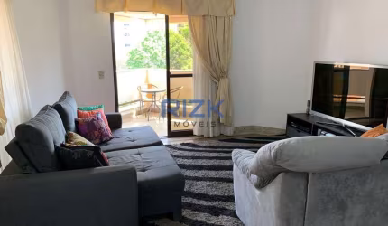 Apartamento reformado um por andar