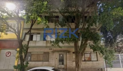 Prédio residencial na Chácara Inglesa com 700m