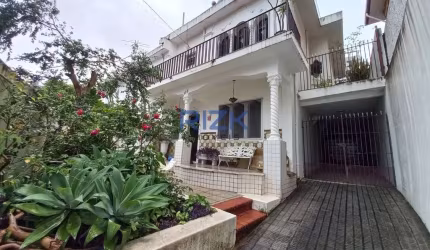 Casa 4 dormitórios Liberdade