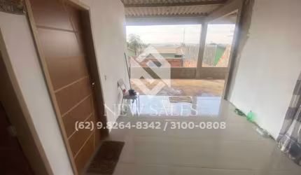 Sobrado com 3 quarto sendo 2 suítes no Setor Parque Itatiaia