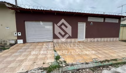 Excelente casa com 4 quartos, sendo 2 suítes no Pq . Atheneu
