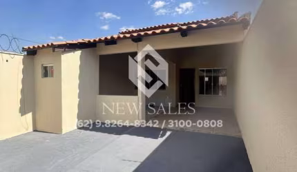 Casa de 3 quartos com um amplo quintal - Senador Canedo/Residencial Marília