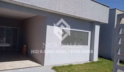 Linda casa com 2 Quartos sendo 1 Suíte - Área Gourmet