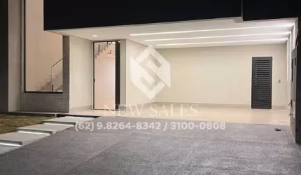 SOBRADO DE 249m² NO CONDOMÍNIO JARDINS SEVILHA - Piscina Aquecida com Hidro