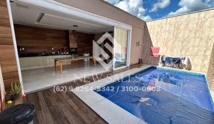 Casa térrea c/ 3 quartos, piscina aquecida - Jardim Guanabara