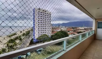 Lindo Apartamento em Prédio Frente Mar - No Caiçara!