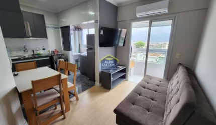 Apartamento Lindinho Mobiliado em Prédio Frente mar - Sacada com Churrasqueira à carvão!!