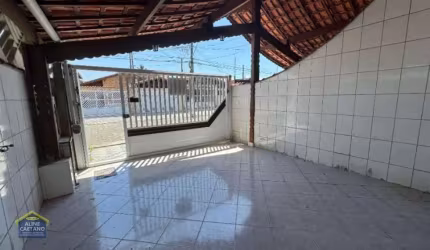 Casa Térrea Geminada com 2 vagas de garagem - Financia!!