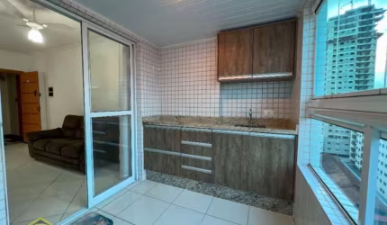 Apartamento com 1 dorm sendo 1 suíte com varanda gourmet - Mobiliado!