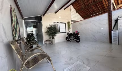 Linda Casa Térrea Geminada com 2 dorms 2 vagas - Churrasqueira a Carvão!