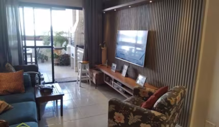 COISA DE RICO EIN! 3 DORMS FINAMENTE MOBILIADO NA QUADRA DO MAR!