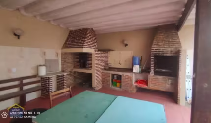 NÃO COMPROU SUA CASA NA PRAIA AINDA? ENTÃO OLHA ESSA BELEZA AQUI