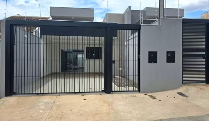Casa padrão à Venda Região Sul, Jardim Atami, Maringá, PR