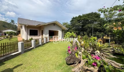 Sítio com 4 dormitórios à venda, 295000 m² por R$ 1.200.000,00 - Centro - Doutor Pedrinho/SC