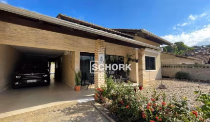 Casa com 3 dormitórios à venda, 193 m² por R$ 850.000,00 - Fortaleza Alta - Blumenau/SC