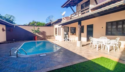 Casa com 3 dormitórios à venda, 282 m² por R$ 790.000,00 - Itoupava Central - Blumenau/SC