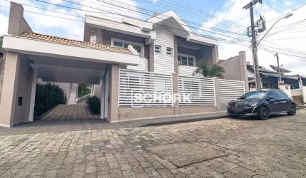 Casa com 4 dormitórios à venda, 441 m² por R$ 2.980.000,00 - Escola Agrícola - Blumenau/SC