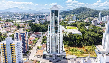 Apartamento com 2 dormitórios à venda, 151 m² por R$ 1.370.000 - Vila Nova - Blumenau/SC - Empire Residence