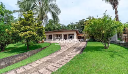 Casa com 3 dormitórios à venda, 260 m² por R$ 1.200.000,00 - Itoupava Central - Blumenau/SC