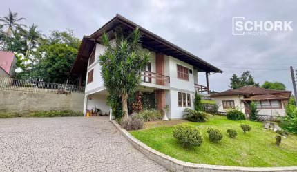 Casa com 3 dormitórios para alugar, 262 m² por R$ 5.684,00/mês - Salto - Blumenau/SC