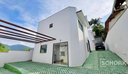 Sobrado com 2 dormitórios para alugar, 76 m² por R$ 2.230,32/mês - Itoupava Central - Blumenau/SC
