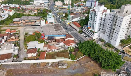 Casa com 3 dormitórios à venda, 206 m² por R$ 695.000,00 - Velha - Blumenau/SC