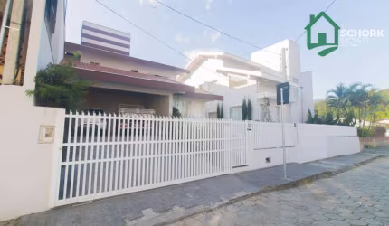 Casa com 3 dormitórios à venda, 330 m² por R$ 1.400.000,00 - Itoupava Central - Blumenau/SC