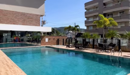 Lindo Apartamento 02 dormitórios, sendo  01 Suíte -Mobiliado