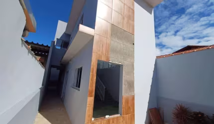 Sobrado à venda em Mongaguá, Vera Cruz, com 1 suíte, com 70 m²