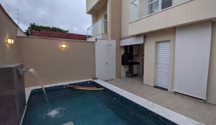 Sobrado à venda em Itanhaém, Suarão, com 2 suítes, com 130.61 m²