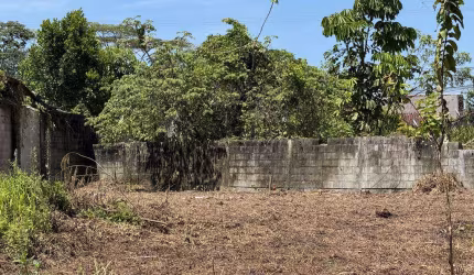 Terreno à venda em Mongaguá, Loty, com 372 m²