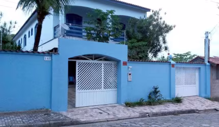 Sobrado à venda em Itanhaém, Praia do Sonho, com 6 suítes, com 446.2 m²