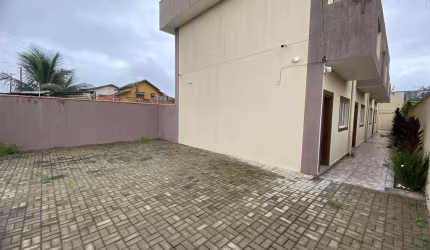 Casa à venda em Mongaguá, Itaguaí, com 2 suítes, com undefined m²