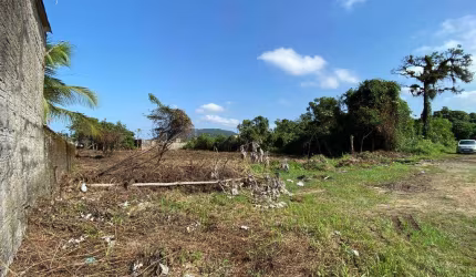 Terreno à venda em Mongaguá, Balneário Itaguai, com 1025 m²