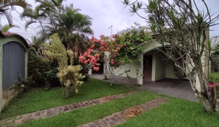 Casa com 5 dorms, Jardim das Palmeiras, Itanhaém - R$ 450 mil, Cod: 70509445